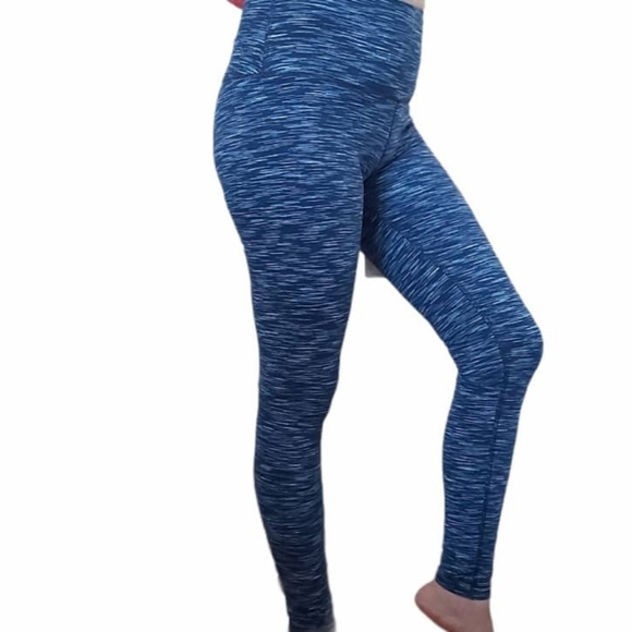 ALO Yoga High Wasted Air Brush LEGGINGS . - Picture 14 of 16